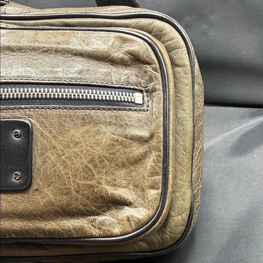 Chloe vintage distressed olive green & black Leather Crossbody Bag